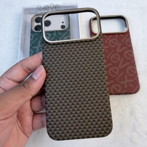 iPhone 17 Pro Max X-Level (Classique)Carbon Fiber Premium Cover